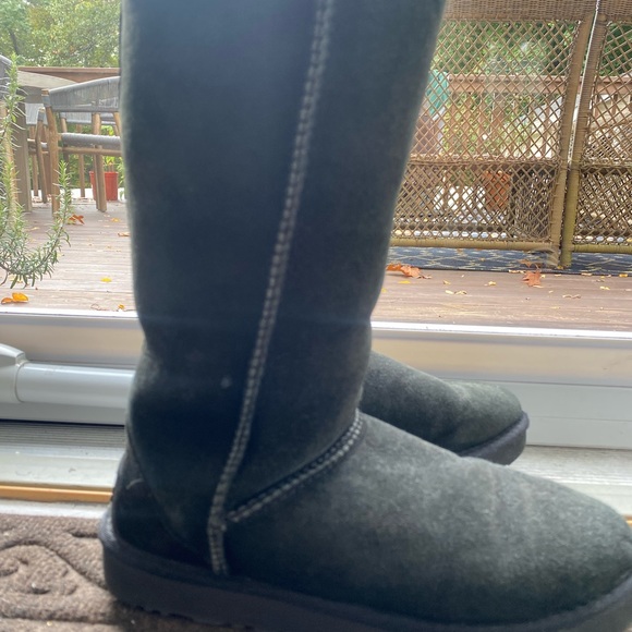 Black UGG boots winter snow fur shoes - Picture 6 of 6